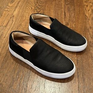 Vince Camuto Kalynn Women Black Leather Slip On Sneakers